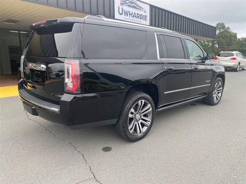 Used 2018 GMC Yukon XL Denali w/ Denali Ultimate Package AWD/4WD image 5