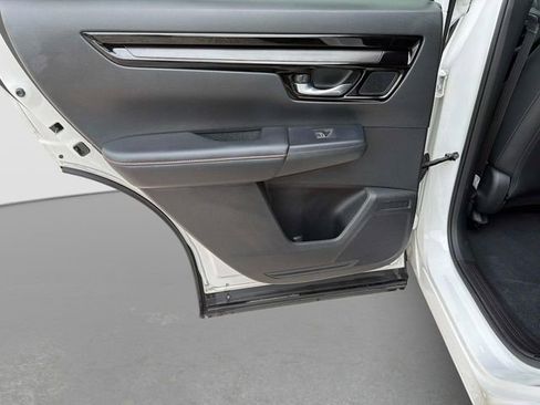 Used 2025 Honda CR-V Sport Touring image 14