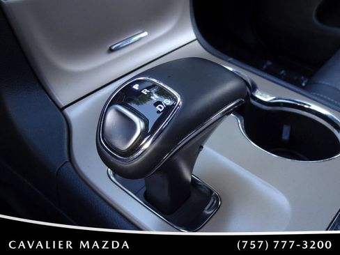 Used 2015 Jeep Grand Cherokee Limited AWD/4WD image 37