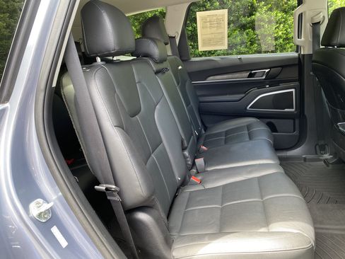 Used 2021 Kia Telluride EX AWD/4WD image 32