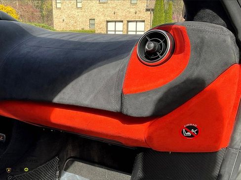 Used 2019 McLaren 600LT image 14