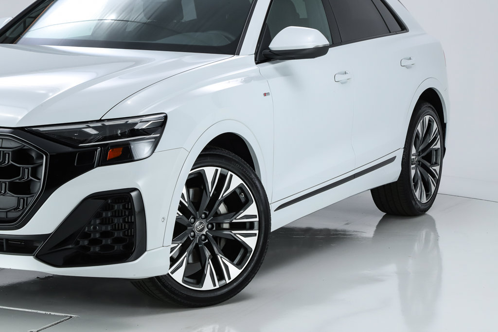 Used 2026 Audi Q8 Premium Plus AWD/4WD image 46