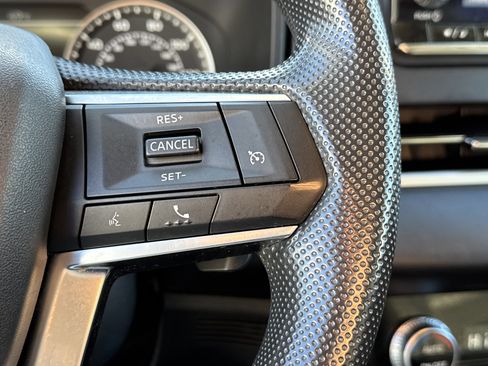 Used 2022 Mitsubishi Outlander ES image 32