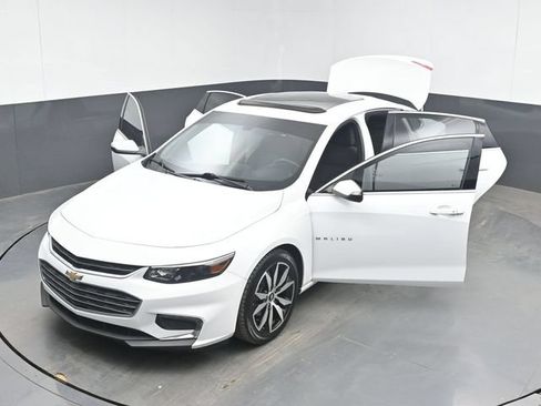 Used 2016 Chevrolet Malibu LT FWD image 48