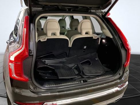 Used 2021 Volvo XC90 T6 Inscription w/ Advanced Package AWD/4WD image 5
