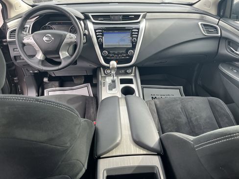 Used 2018 Nissan Murano SV w/ Premium Package image 16