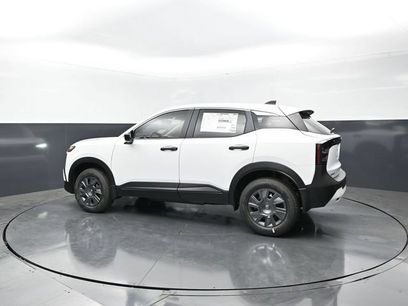New 2026 Nissan Kicks S
