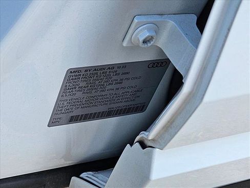 Used 2024 Audi Q3 2.0T Premium Plus image 20