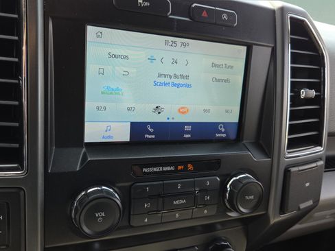 Used 2020 Ford F150 XLT w/ Trailer Tow Package AWD/4WD image 18