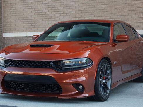 Used 2020 Dodge Charger Scat Pack RWD image 5