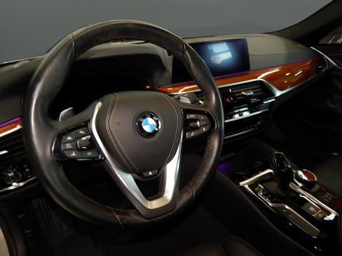 Used 2019 BMW 540i xDrive w/ Dynamic Handling Package AWD/4WD image 14