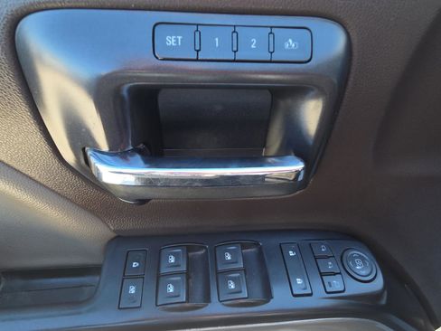 Used 2018 Chevrolet Silverado 2500 LTZ w/ Duramax Plus Package image 31