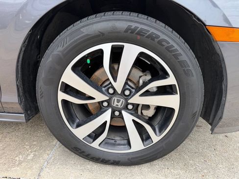 Used 2021 Honda Odyssey Touring image 10