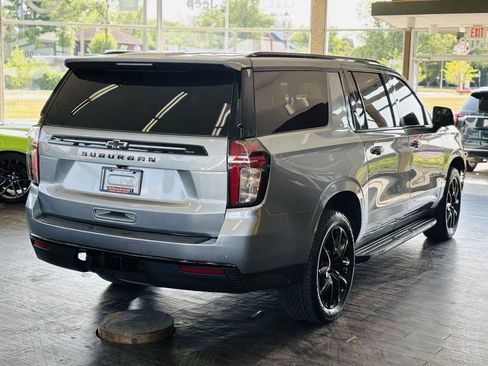 Used 2023 Chevrolet Suburban RST w/ Luxury Package AWD/4WD image 7