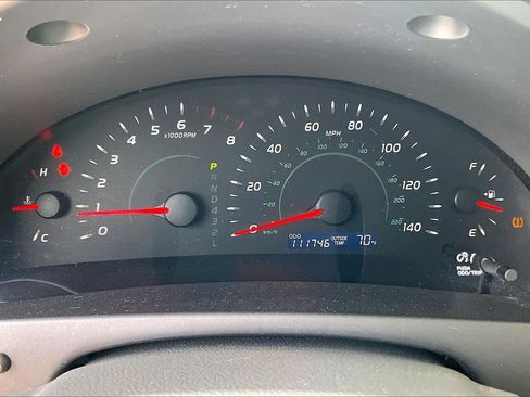 Used 2009 Toyota Camry FWD image 23