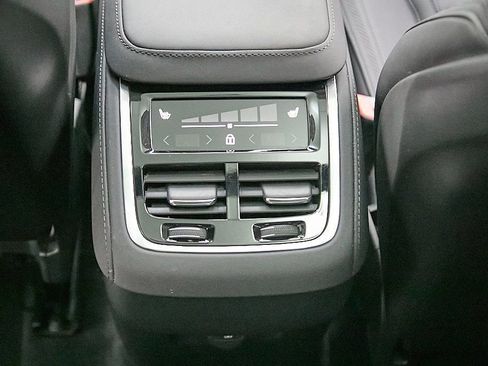 New 2026 Volvo XC90 B6 Plus w/ Protection Package Premier image 25