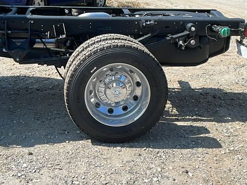 New 2025 RAM 4500 Tradesman w/ Safety Group image 12