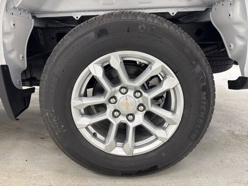New 2026 Chevrolet Silverado 1500 LT image 37