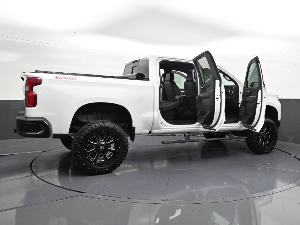 Used 2019 Chevrolet Silverado 1500 LT Trail Boss AWD/4WD image 38