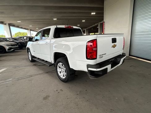 Used 2017 Chevrolet Colorado LT w/ LT Convenience Package RWD image 3