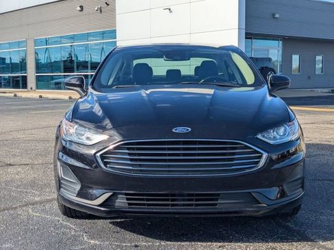 Certified 2020 Ford Fusion SE image 2