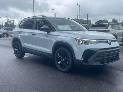 New 2026 Volkswagen Taos SE
