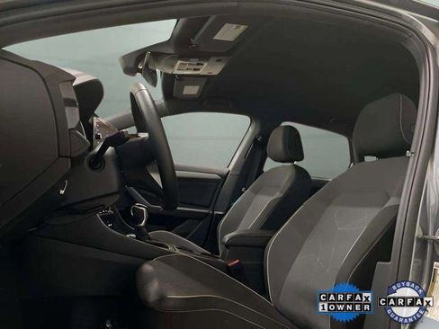 Used 2025 Volkswagen Jetta Sport image 24