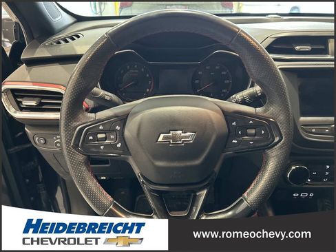 Used 2022 Chevrolet TrailBlazer RS image 17