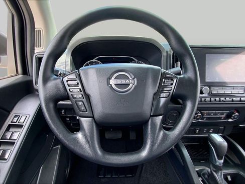 Used 2026 Nissan Frontier S RWD image 6