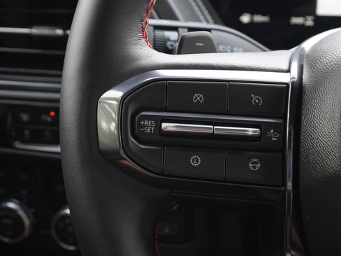 Used 2026 GMC Yukon AT4 Ultimate image 23