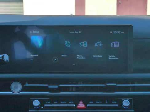 Certified 2025 Hyundai Santa Cruz SE FWD image 20