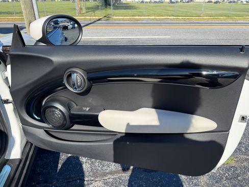Used 2024 MINI Cooper S FWD image 17