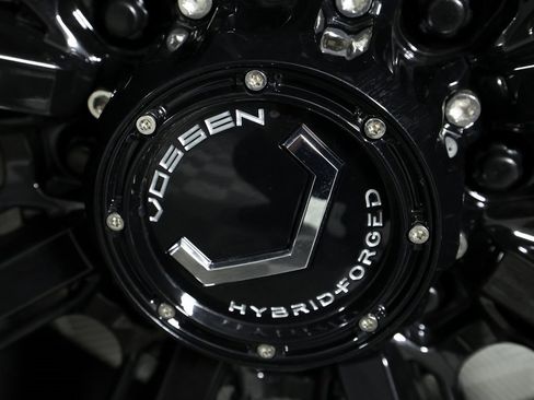 Used 2026 Ford F250 Lariat w/ Tremor Off-Road Package image 51