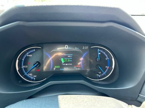 Used 2025 Toyota RAV4 LE AWD/4WD image 13
