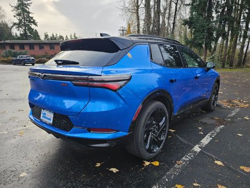 New 2026 Chevrolet Equinox EV RS image 5