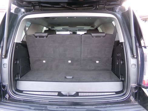 Used 2020 GMC Yukon SLT image 40