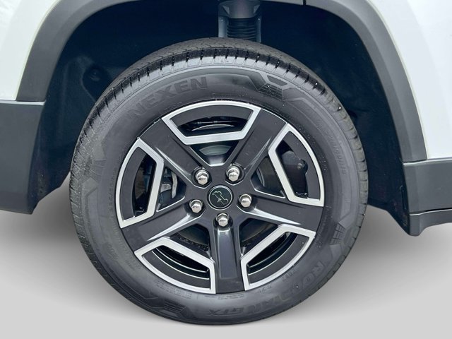 Used 2026 Jeep Cherokee Limited AWD/4WD image 8