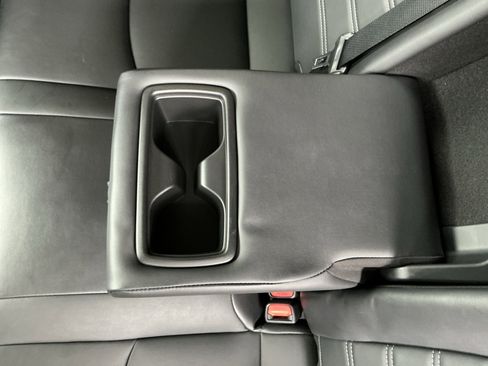 Used 2022 Toyota RAV4 XLE Premium FWD image 34