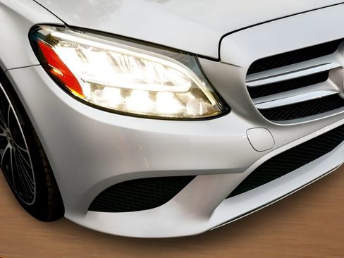 Used 2021 Mercedes-Benz C 300 Sedan w/ Premium Package image 17