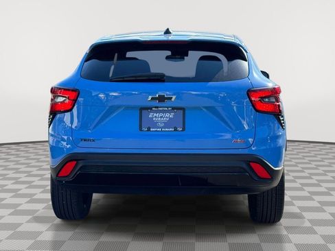 Used 2024 Chevrolet Trax RS w/ Driver Confidence Package FWD image 6