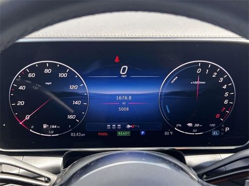 Used 2025 Mercedes-Benz GLC 350e 4MATIC image 25