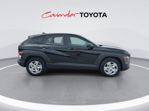 Used 2026 Hyundai Kona SE FWD image 9