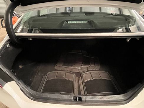 Used 2020 Toyota Camry LE FWD image 48