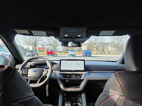 New 2026 Ford Explorer ST image 12