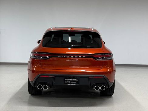 Certified 2023 Porsche Macan S AWD/4WD image 8