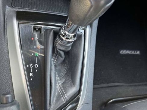 Used 2017 Toyota Corolla L FWD image 29
