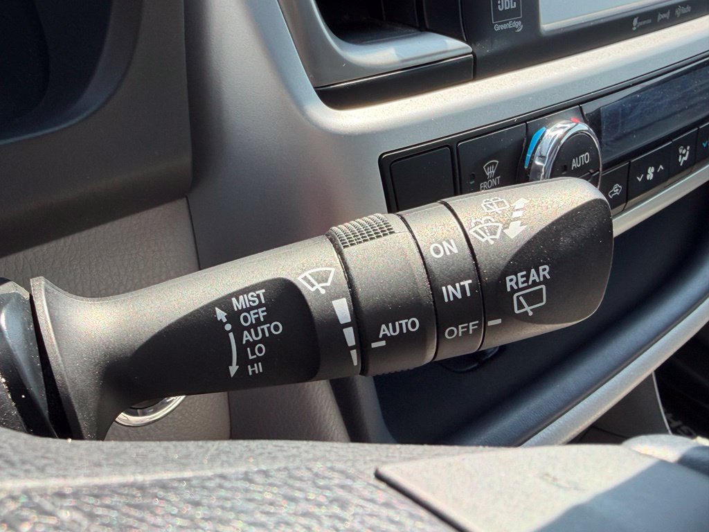 Used 2016 Toyota Highlander Limited Platinum AWD/4WD image 24