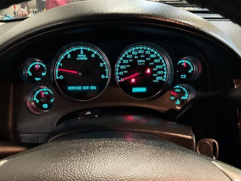 Used 2012 GMC Yukon Denali AWD/4WD image 6