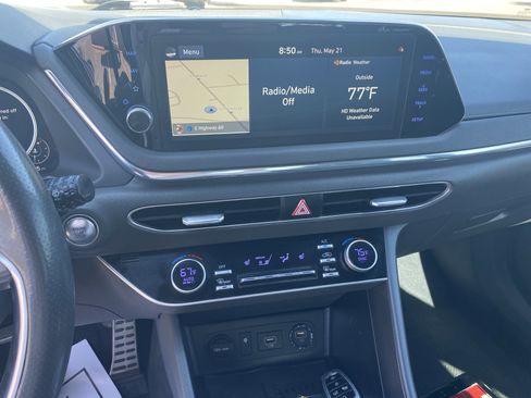 Used 2021 Hyundai Sonata SEL Plus w/ Tech Package FWD image 9