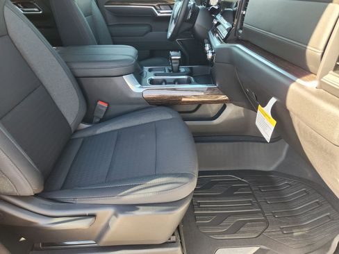 New 2026 GMC Sierra 1500 Elevation image 18